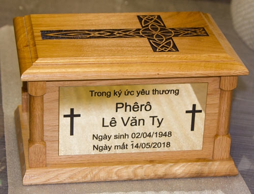 Wooden Ashes Casket 